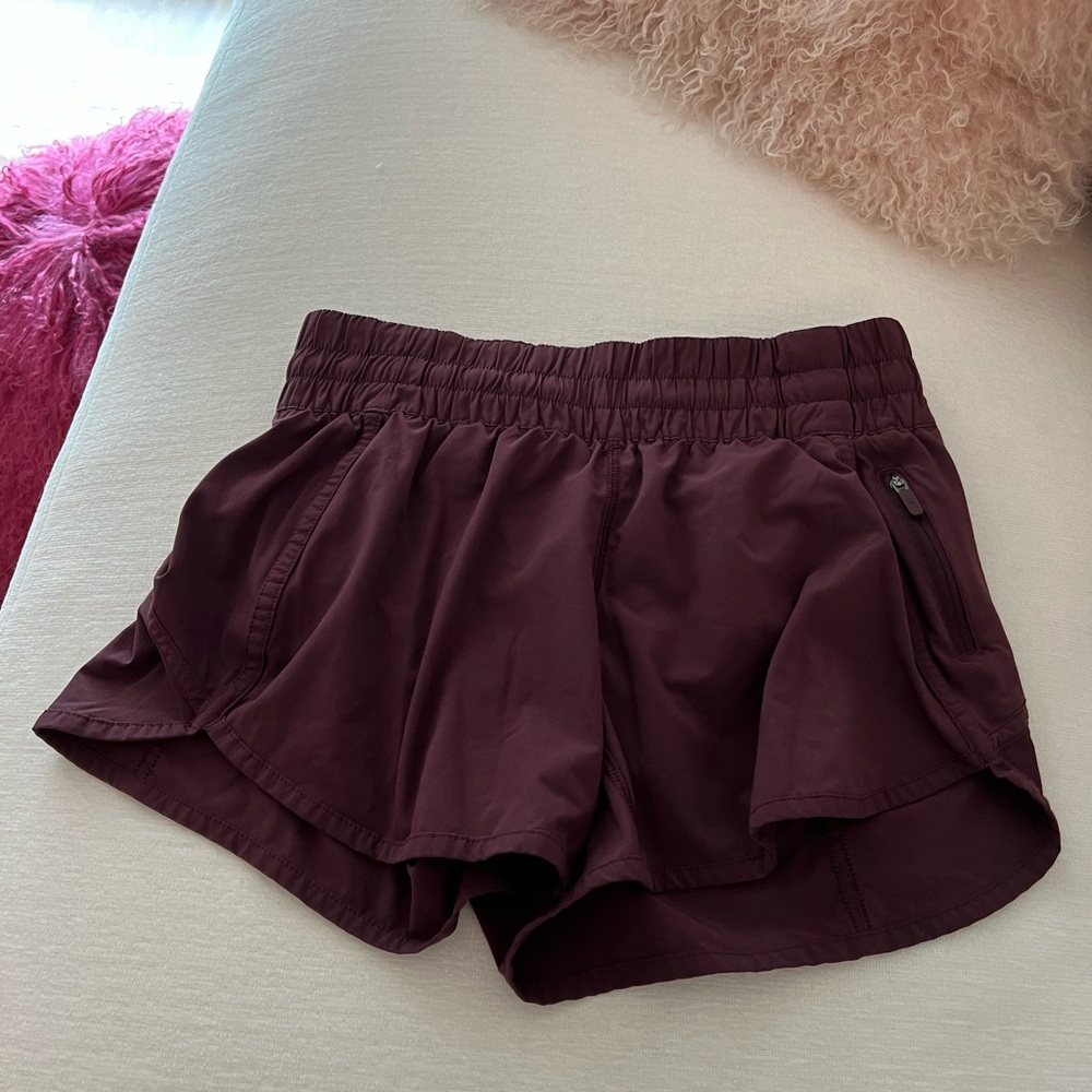 Lululemon tracker short